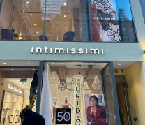 Intimissimi - 601 5th Ave, NY, NY